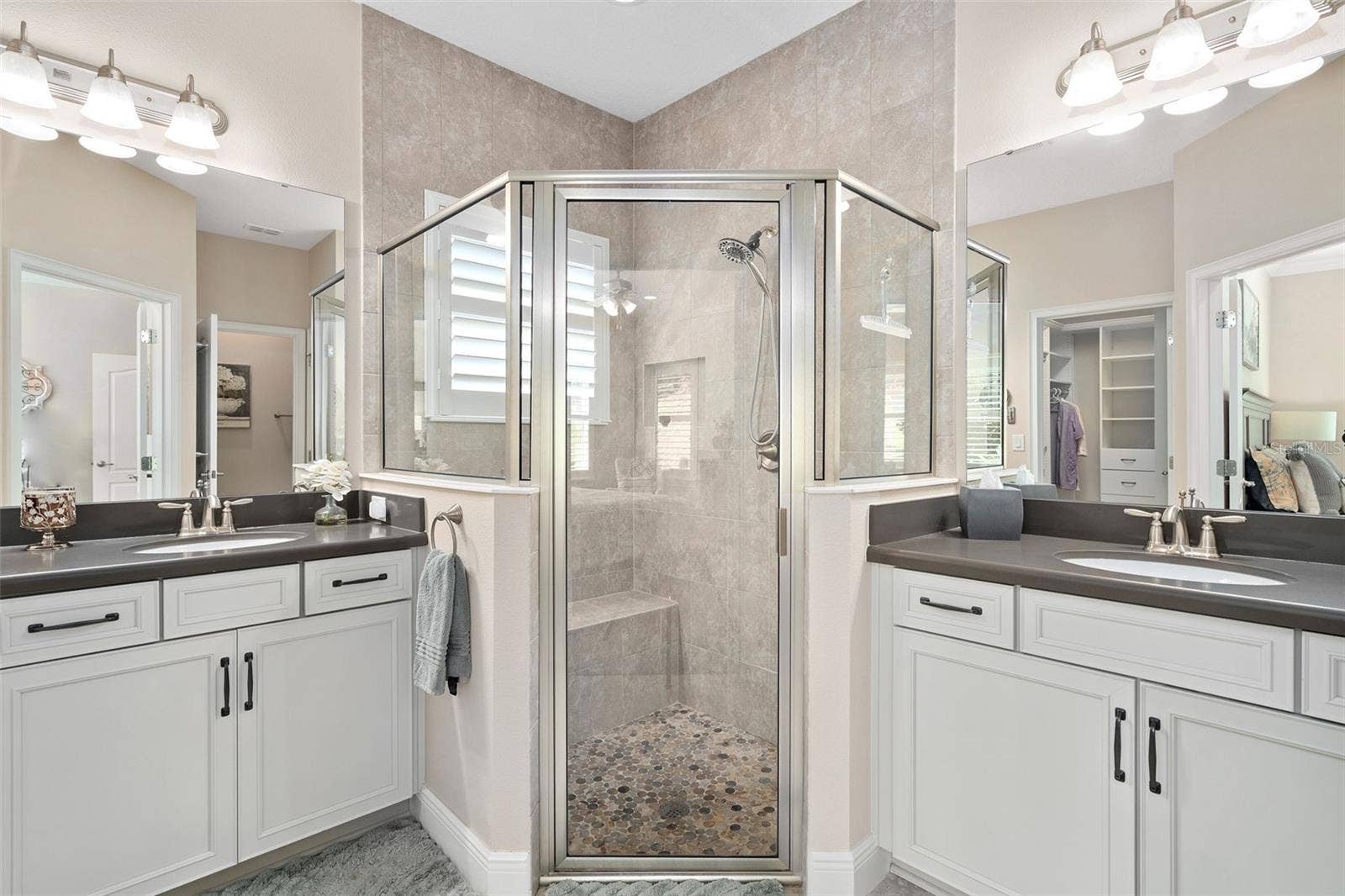 2607 CLEMSON RIDGE COURT, Clermont, FL 34715 Primary En-Suite with Comfort Height split vanities.
