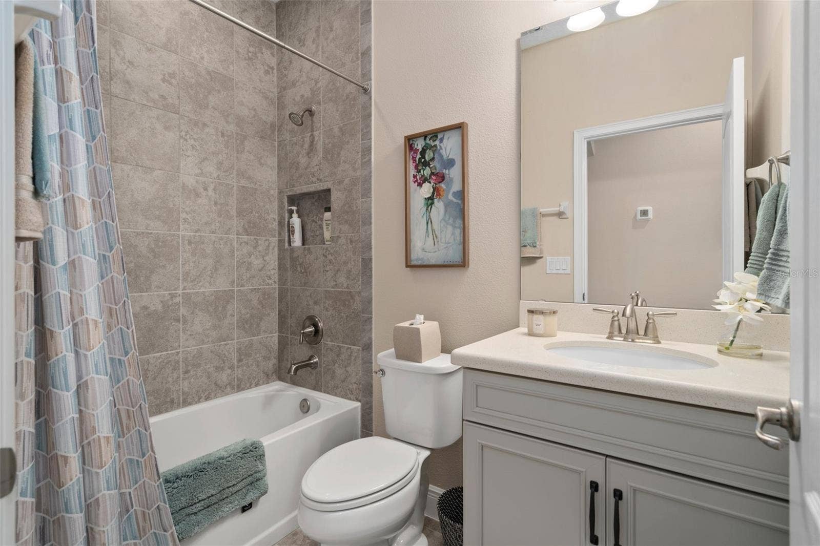 2607 CLEMSON RIDGE COURT, Clermont, FL 34715 Bathroom 2 is adjacent to Bedroom 2
