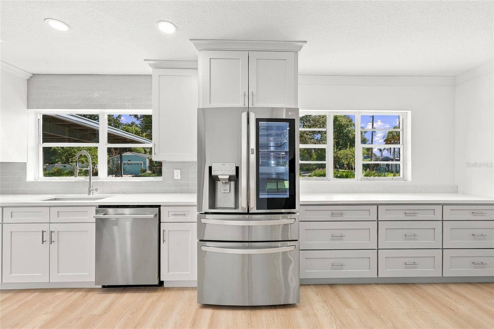 600 MADISON AVENUE, Orlando, FL 32805