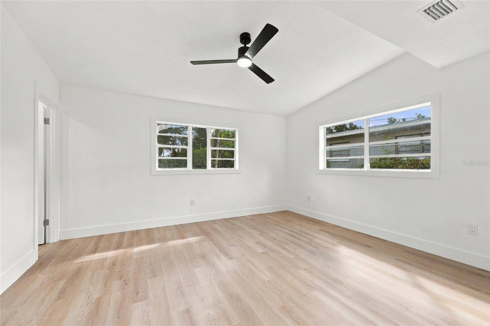 600 MADISON AVENUE, Orlando, FL 32805