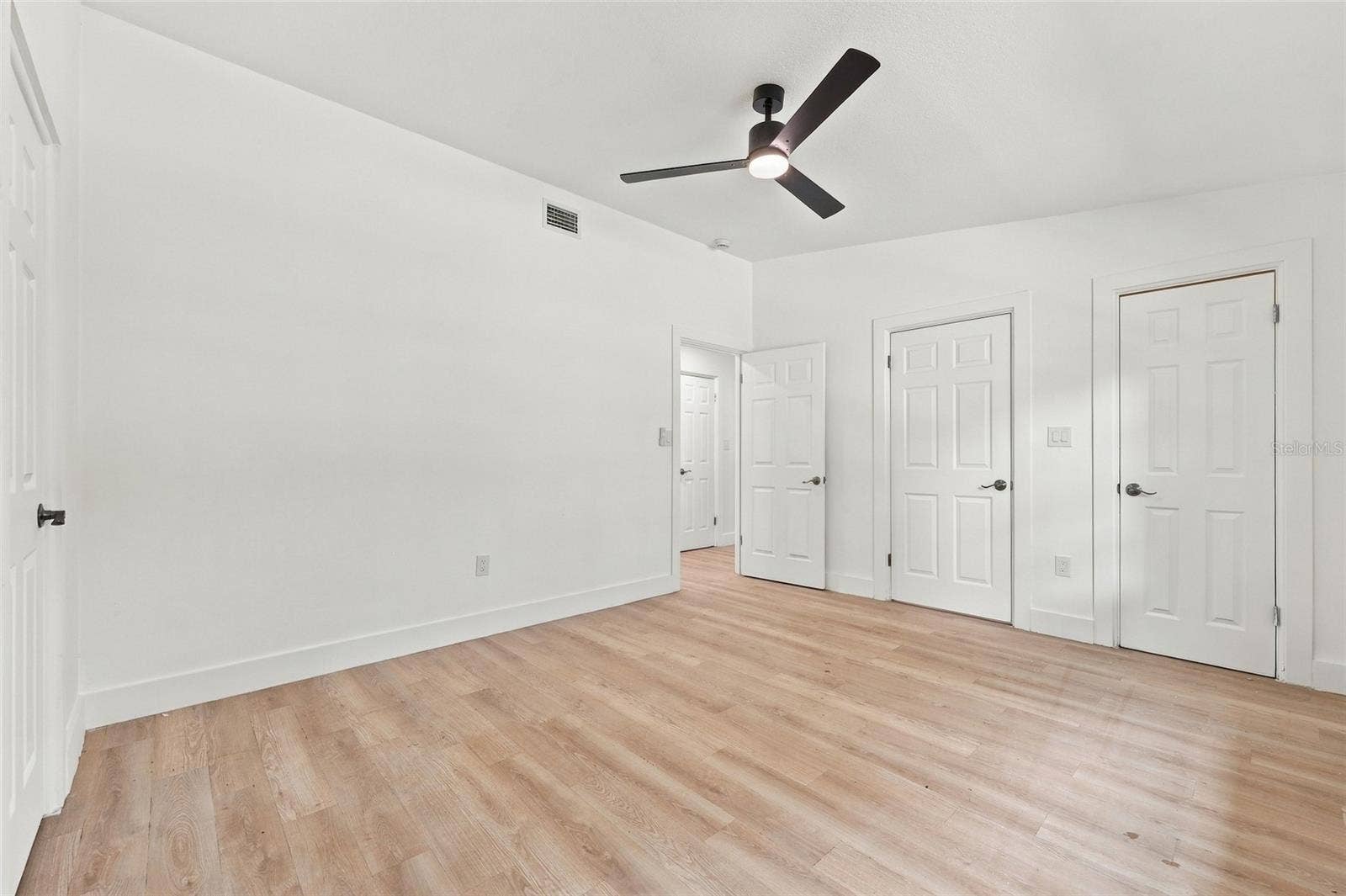 600 MADISON AVENUE, Orlando, FL 32805