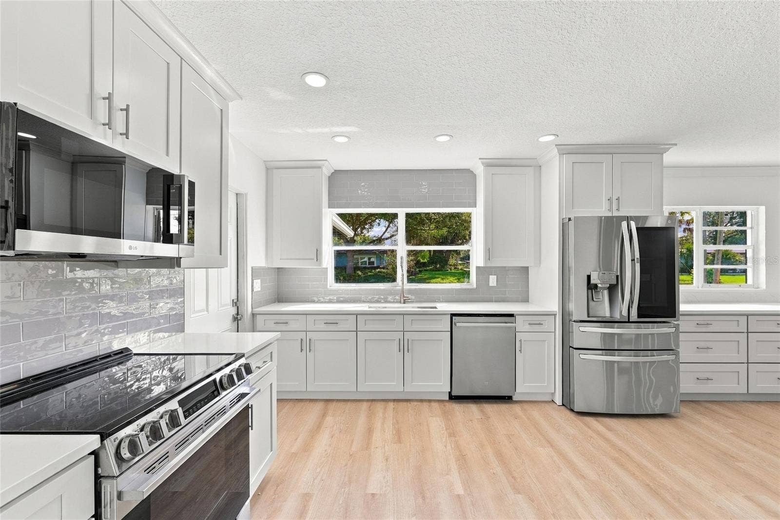 600 MADISON AVENUE, Orlando, FL 32805