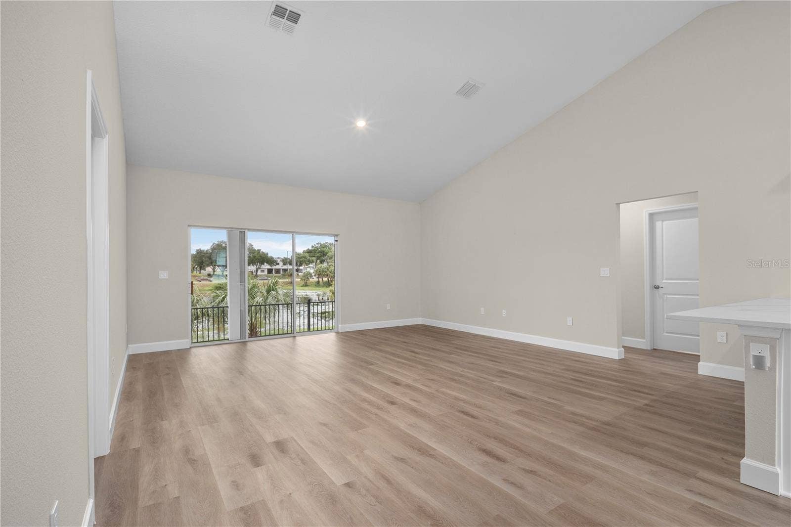 1110 CHESTNUT STREET, Clermont, FL 34711 1110 CHESTNUT STREET, Clermont, FL 34711