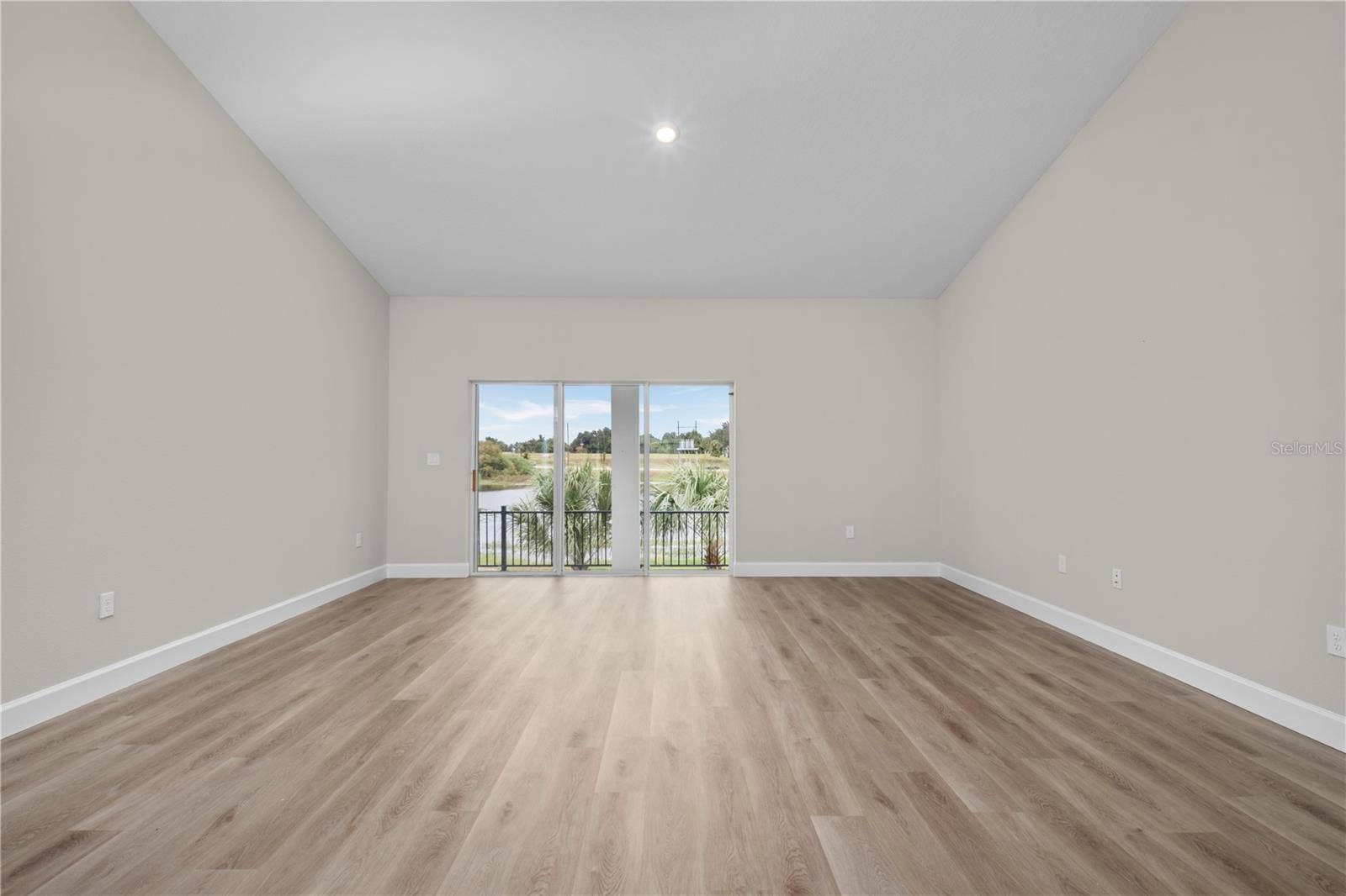 1110 CHESTNUT STREET, Clermont, FL 34711 1110 CHESTNUT STREET, Clermont, FL 34711