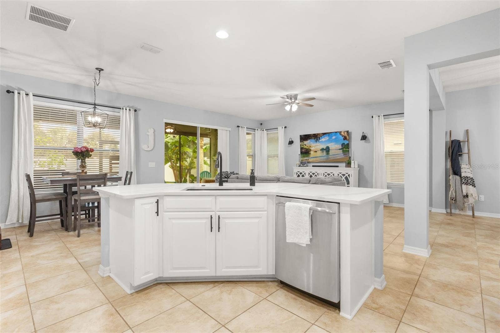 13125 PENSHURST LANE, Windermere, FL 34786 13125 PENSHURST LANE, Windermere, FL 34786