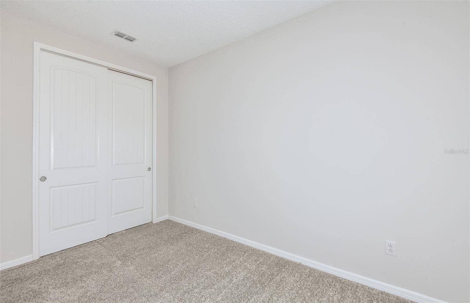 4833 FINLEY DRIVE, Davenport, FL 33837 Model Home Design Only. Pictures and furnishings are for illustrative purposes only. Elevations, colors and options may vary. Furniture is for model home staging only.