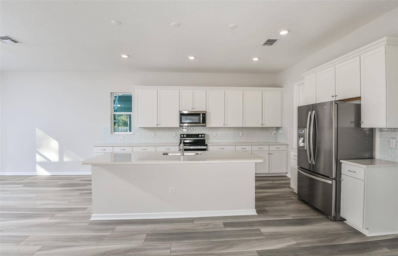 4833 FINLEY DRIVE, Davenport, FL 33837 Model Home Design Only. Pictures and furnishings are for illustrative purposes only. Elevations, colors and options may vary. Furniture is for model home staging only.