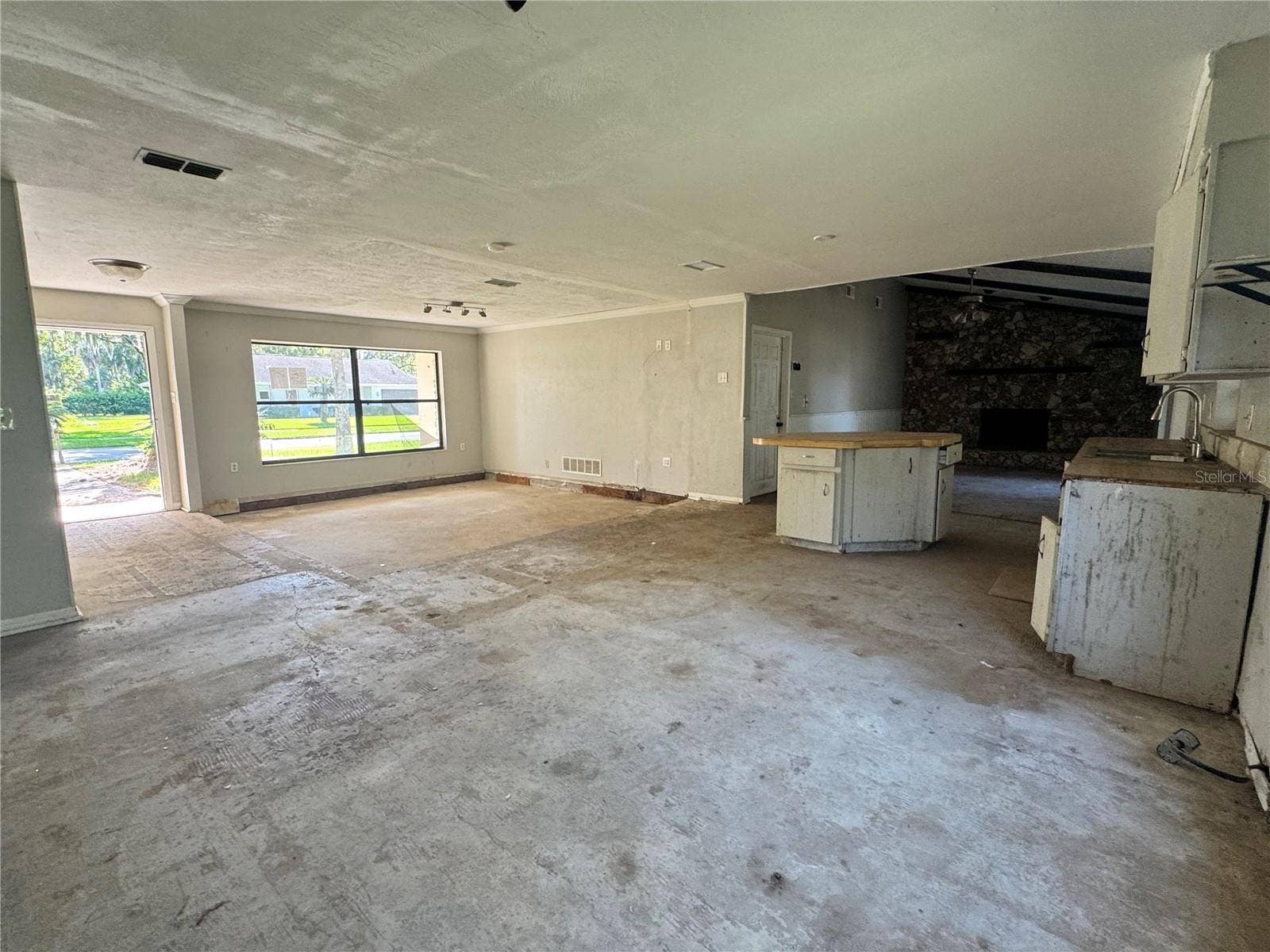 477 WOODSTOCK DRIVE, Port Orange, FL 32127 477 WOODSTOCK DRIVE, Port Orange, FL 32127