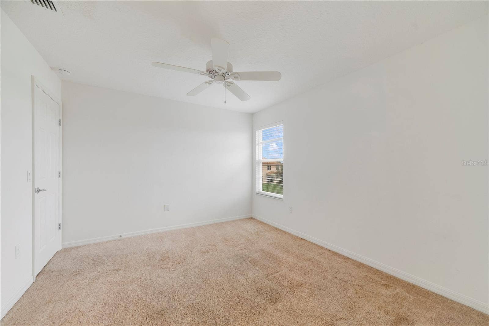 3880 CARRICK BEND DRIVE, Kissimmee, FL 34746 3880 CARRICK BEND DRIVE, Kissimmee, FL 34746