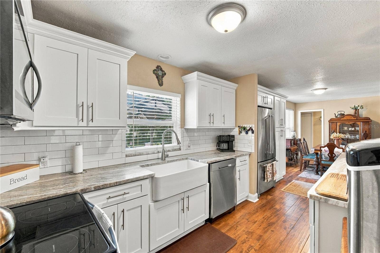 735 N SANS SOUCI AVENUE, Deland, FL 32720 Kitchen