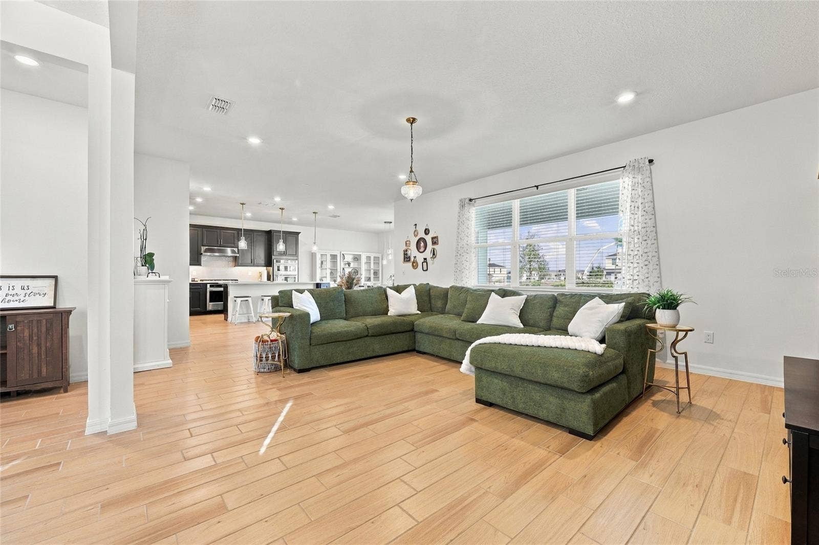 4756 MISTY FOREST WAY, Clermont, FL 34714 4756 MISTY FOREST WAY, Clermont, FL 34714