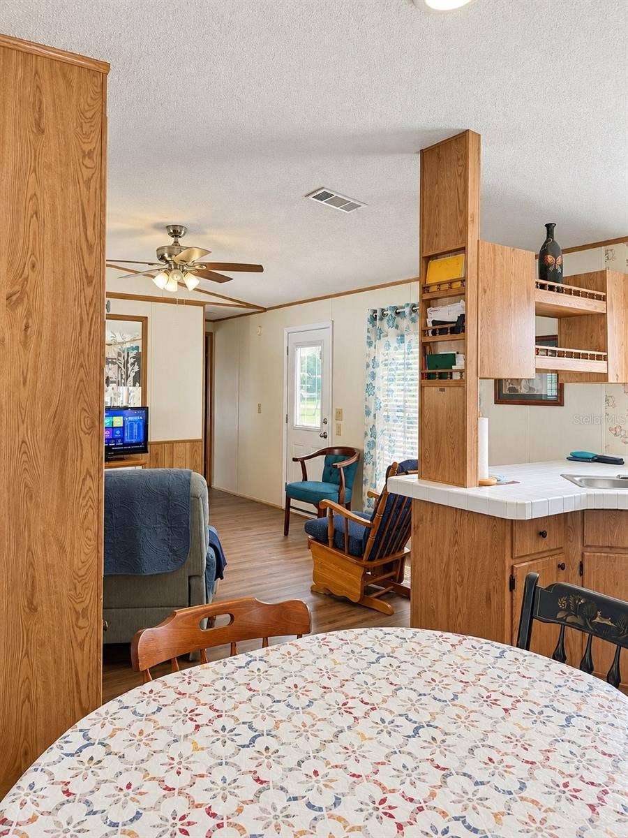 232 S CAMPHOR LOOP, Avon Park, FL 33825 232 S CAMPHOR LOOP, Avon Park, FL 33825