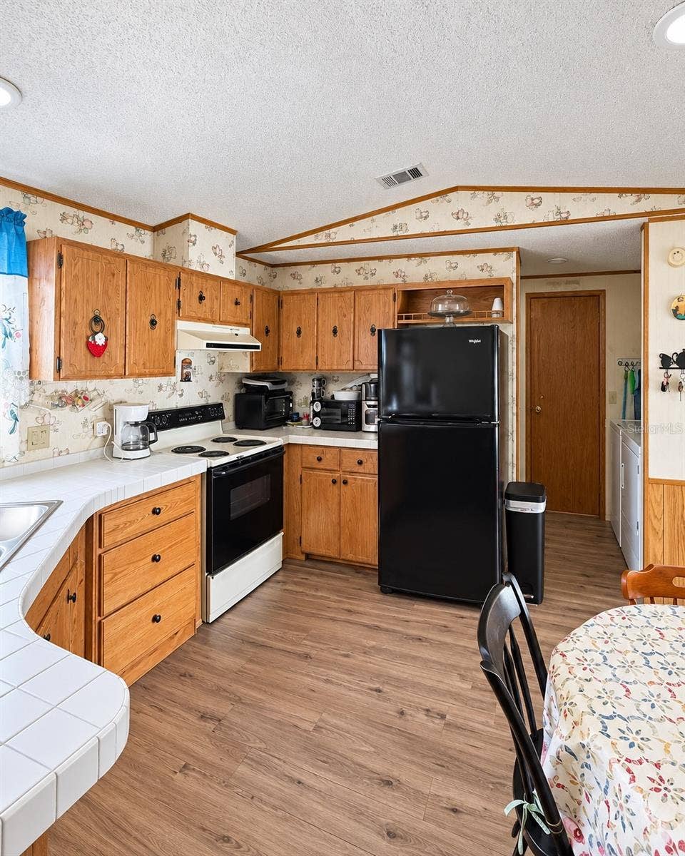 232 S CAMPHOR LOOP, Avon Park, FL 33825 232 S CAMPHOR LOOP, Avon Park, FL 33825