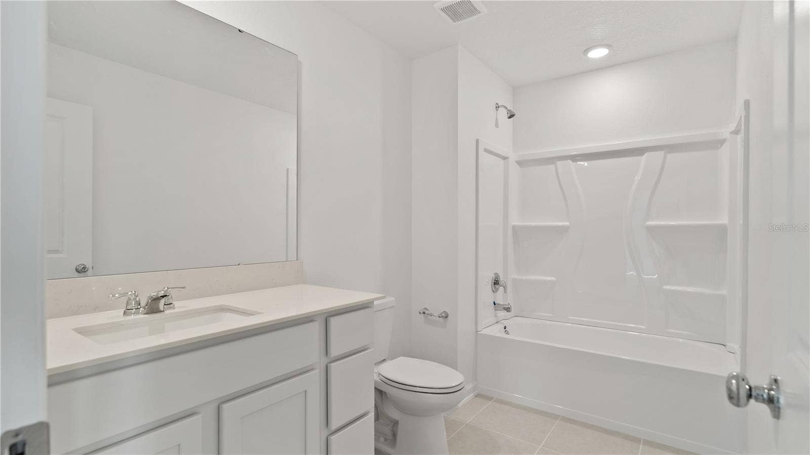 6245 BOTTICELLA BOULEVARD, Winter Haven, FL 33884 6245 BOTTICELLA BOULEVARD, Winter Haven, FL 33884