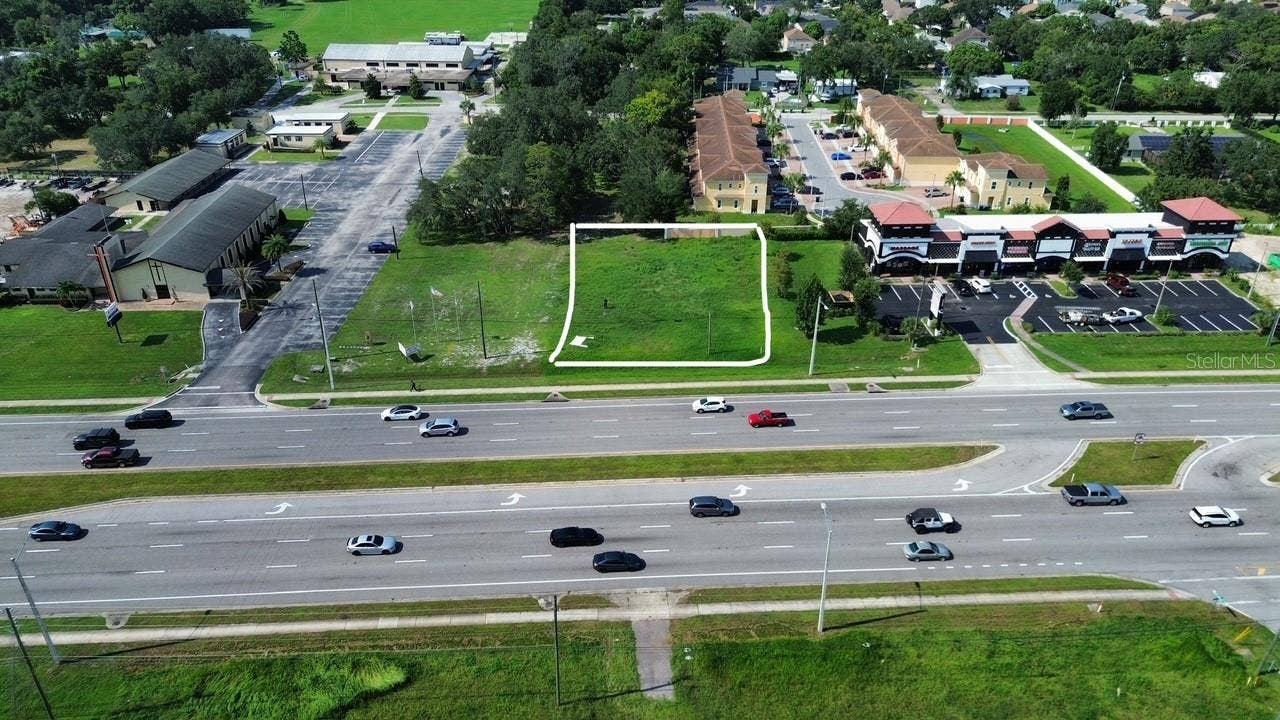 10207 E COLONIAL DRIVE, Orlando, FL 32817 10207 E COLONIAL DRIVE, Orlando, FL 32817