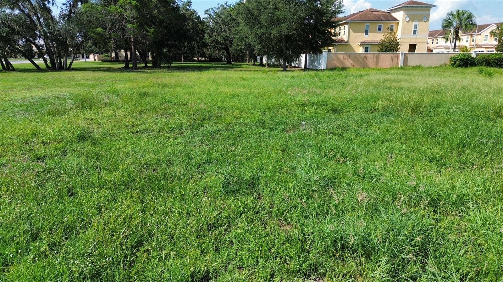 10207 E COLONIAL DRIVE, Orlando, FL 32817 10207 E COLONIAL DRIVE, Orlando, FL 32817