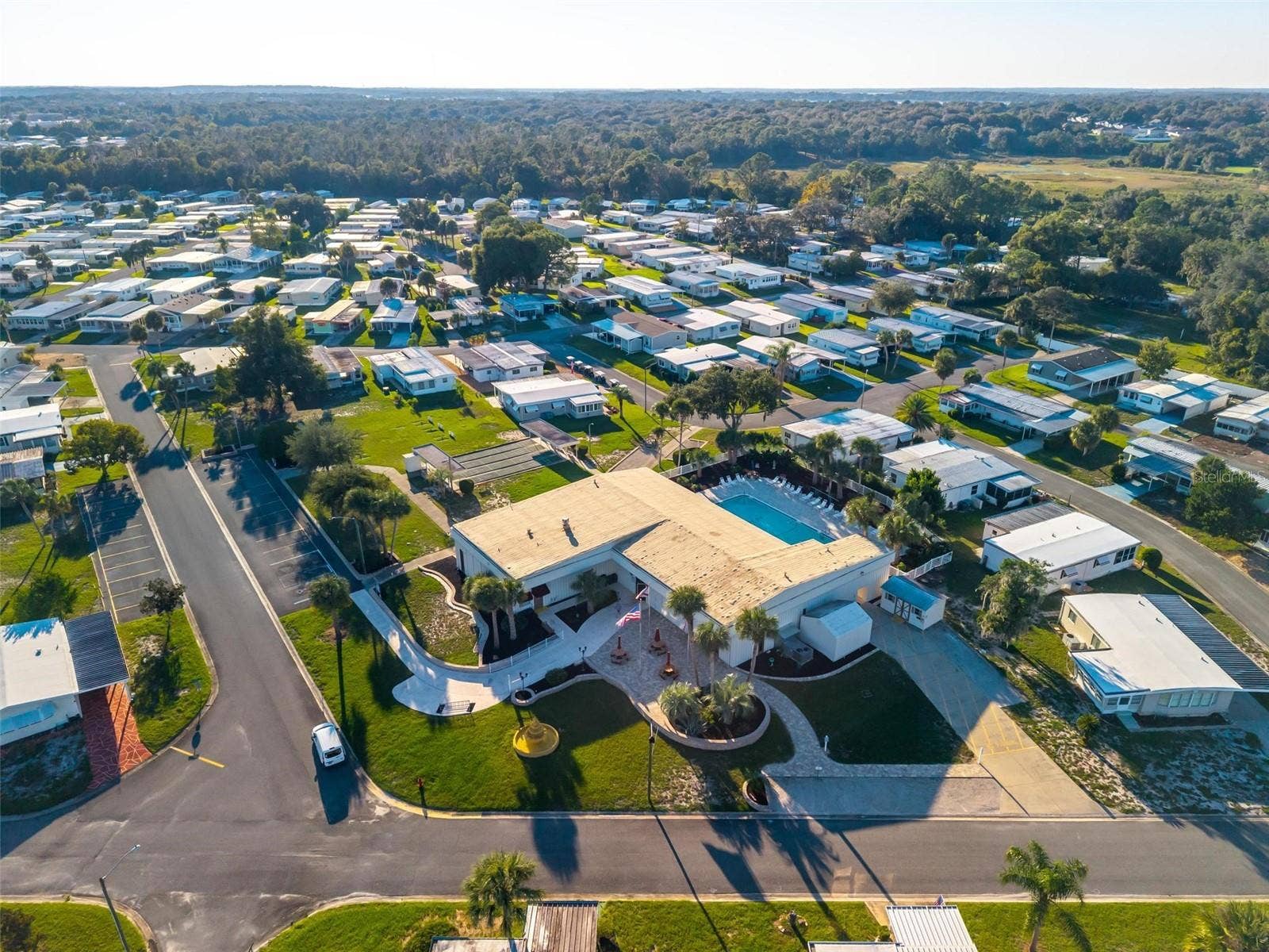 39 HAWAIIAN WAY, Leesburg, FL 34788 Community of Molokai