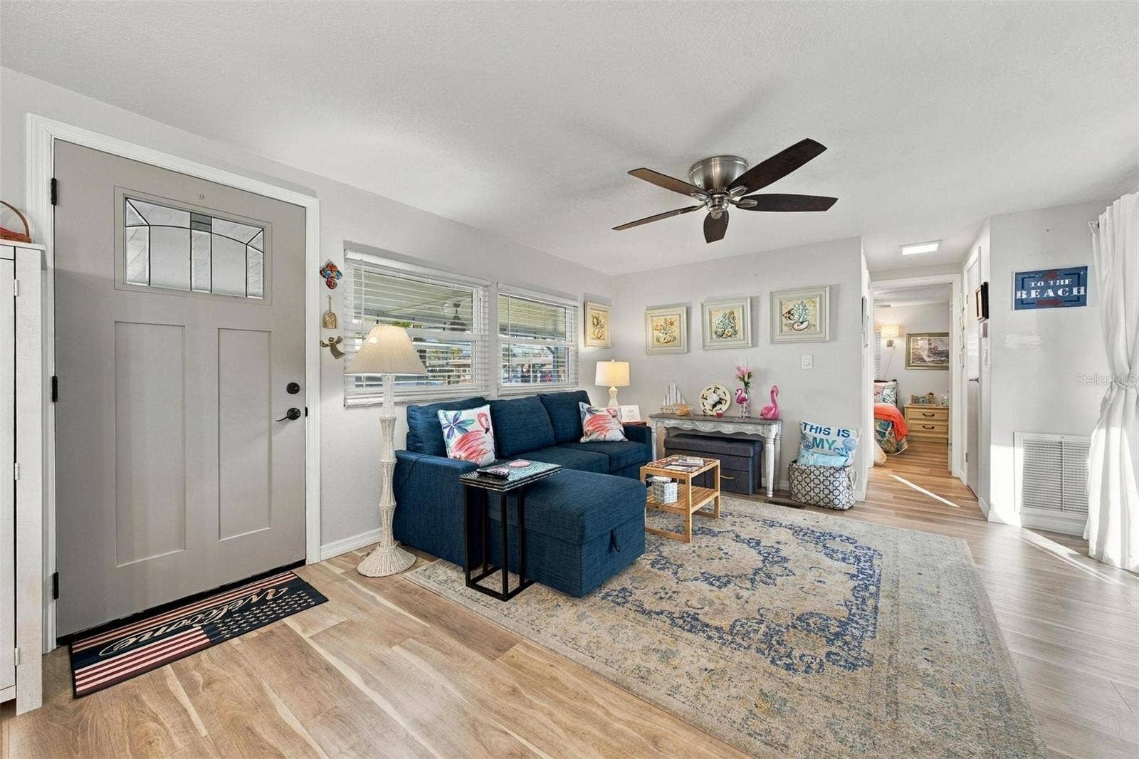 39 HAWAIIAN WAY, Leesburg, FL 34788 Living Room