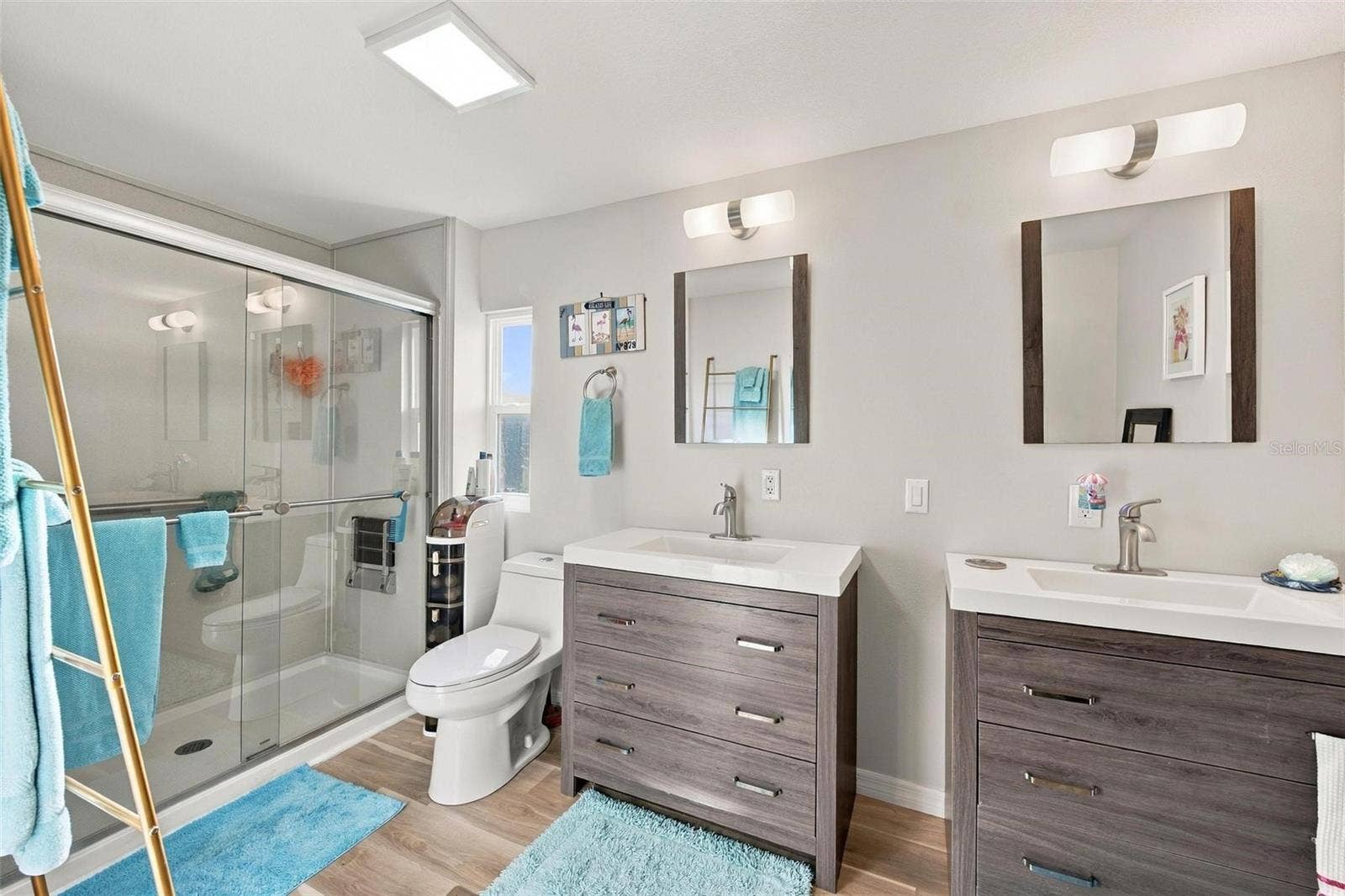 39 HAWAIIAN WAY, Leesburg, FL 34788 Primary Bathroom