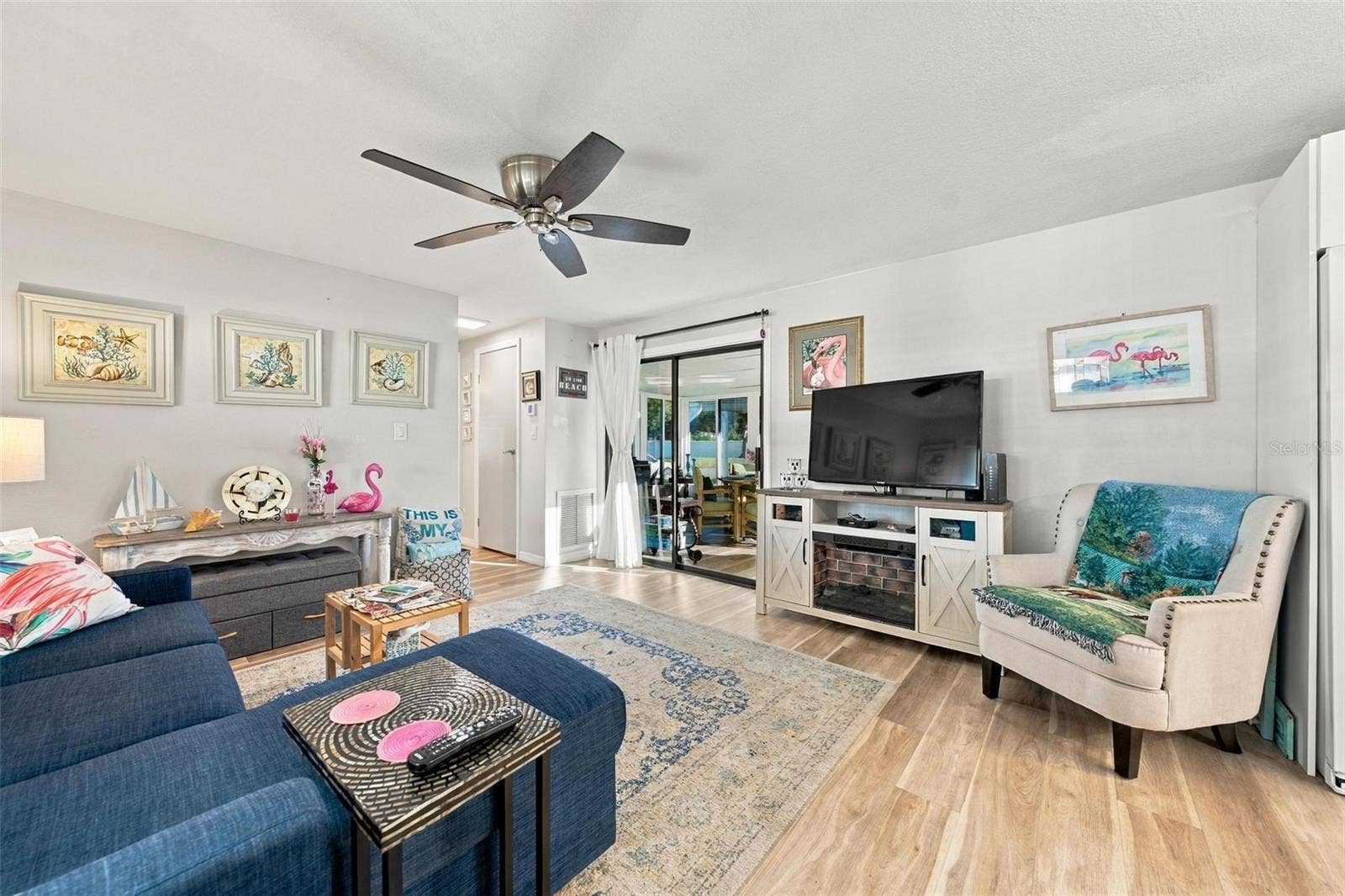 39 HAWAIIAN WAY, Leesburg, FL 34788 Living Room