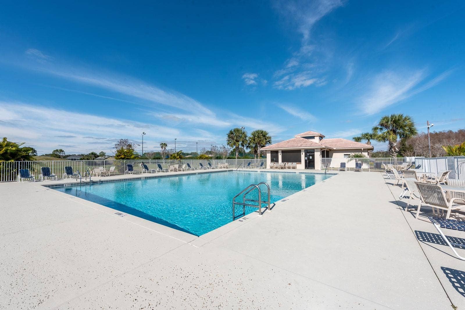 1806 ANNA CATHERINE DRIVE, Orlando, FL 32828 Enjoy the benefits of Eastwood's community amenities, including a COMMUNITY POOL.