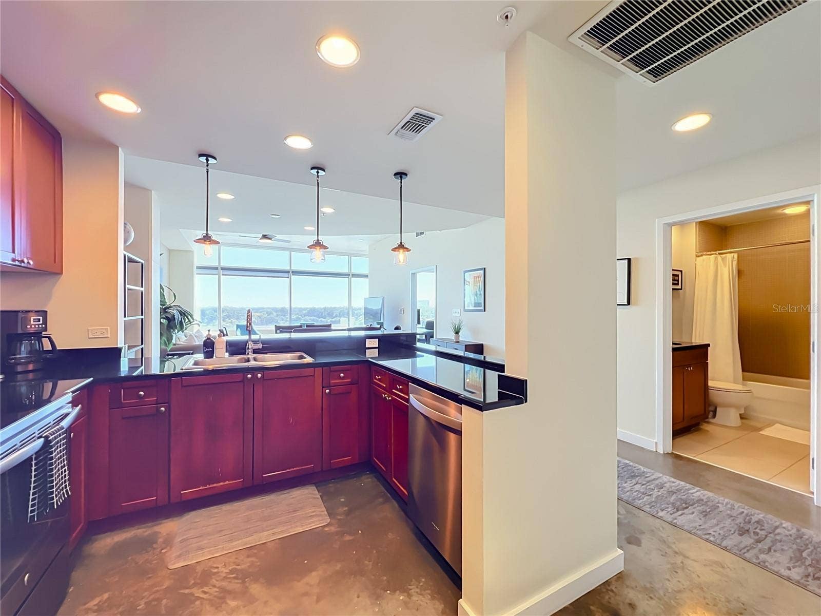 525 E JACKSON STREET, #706, Orlando, FL 32801