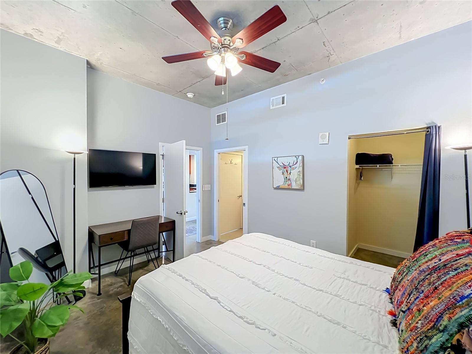 525 E JACKSON STREET, #706, Orlando, FL 32801