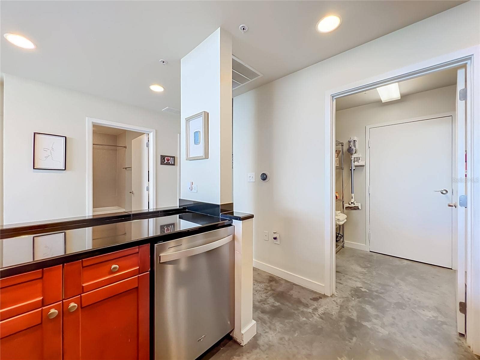 525 E JACKSON STREET, #706, Orlando, FL 32801