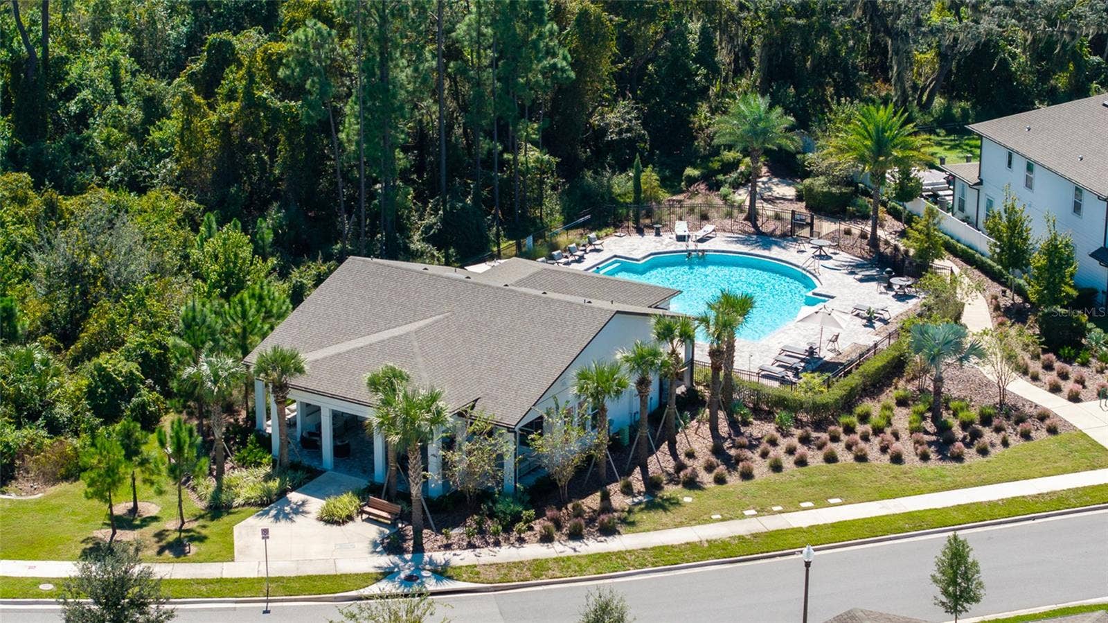 17055 SEVILLE ORANGE ROAD, Winter Garden, FL 34787 Community Pool & Clubhouse