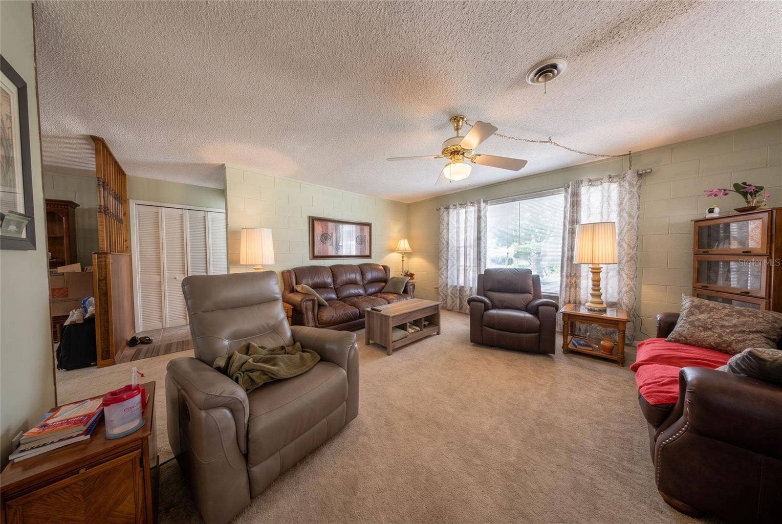 5718 CLEARVIEW DRIVE, Orlando, FL 32819 5718 CLEARVIEW DRIVE, Orlando, FL 32819