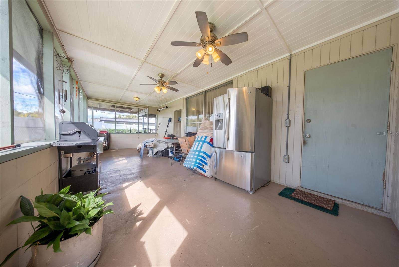 5718 CLEARVIEW DRIVE, Orlando, FL 32819 5718 CLEARVIEW DRIVE, Orlando, FL 32819
