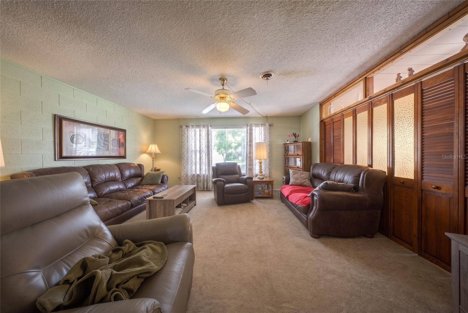 5718 CLEARVIEW DRIVE, Orlando, FL 32819 5718 CLEARVIEW DRIVE, Orlando, FL 32819
