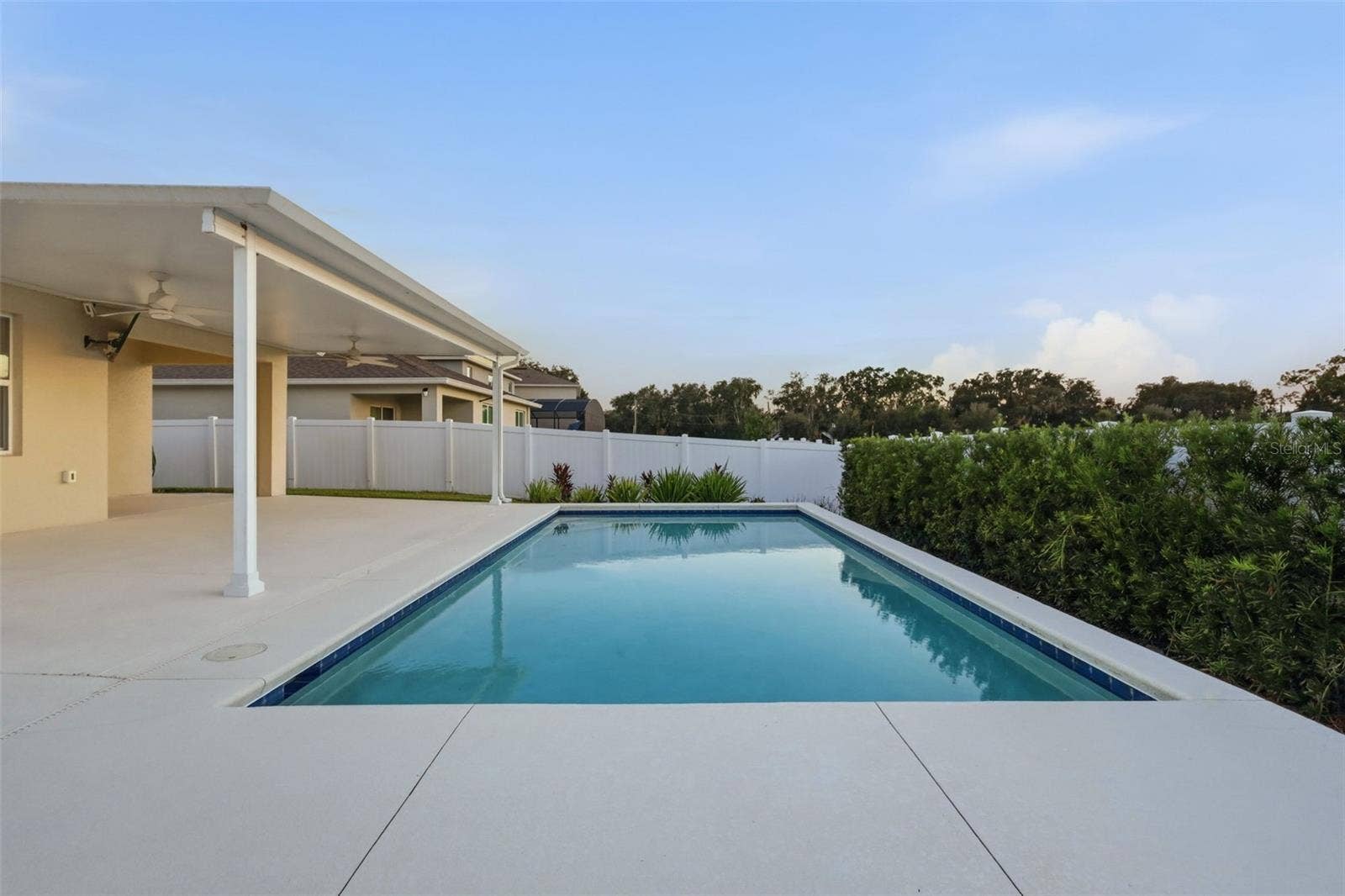 4010 SAPSUCKER LOOP, Sanford, FL 32773 Pool Lanai