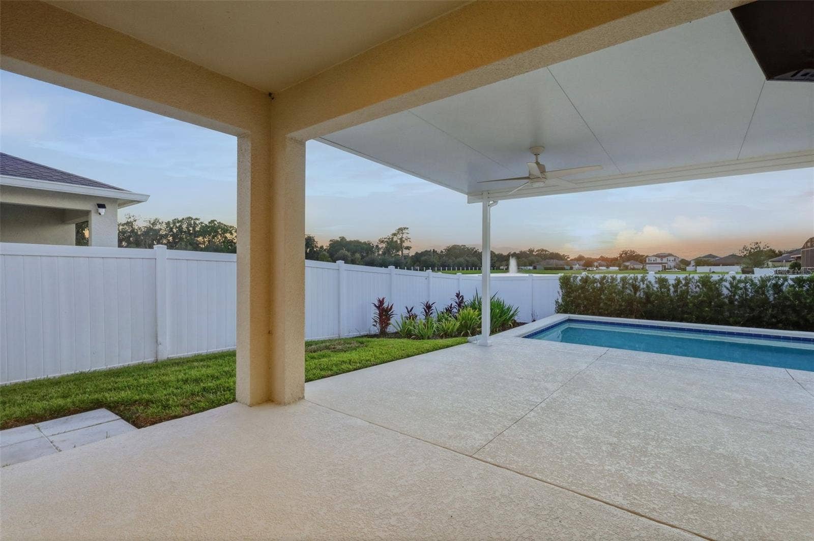 4010 SAPSUCKER LOOP, Sanford, FL 32773 Outdoor Living