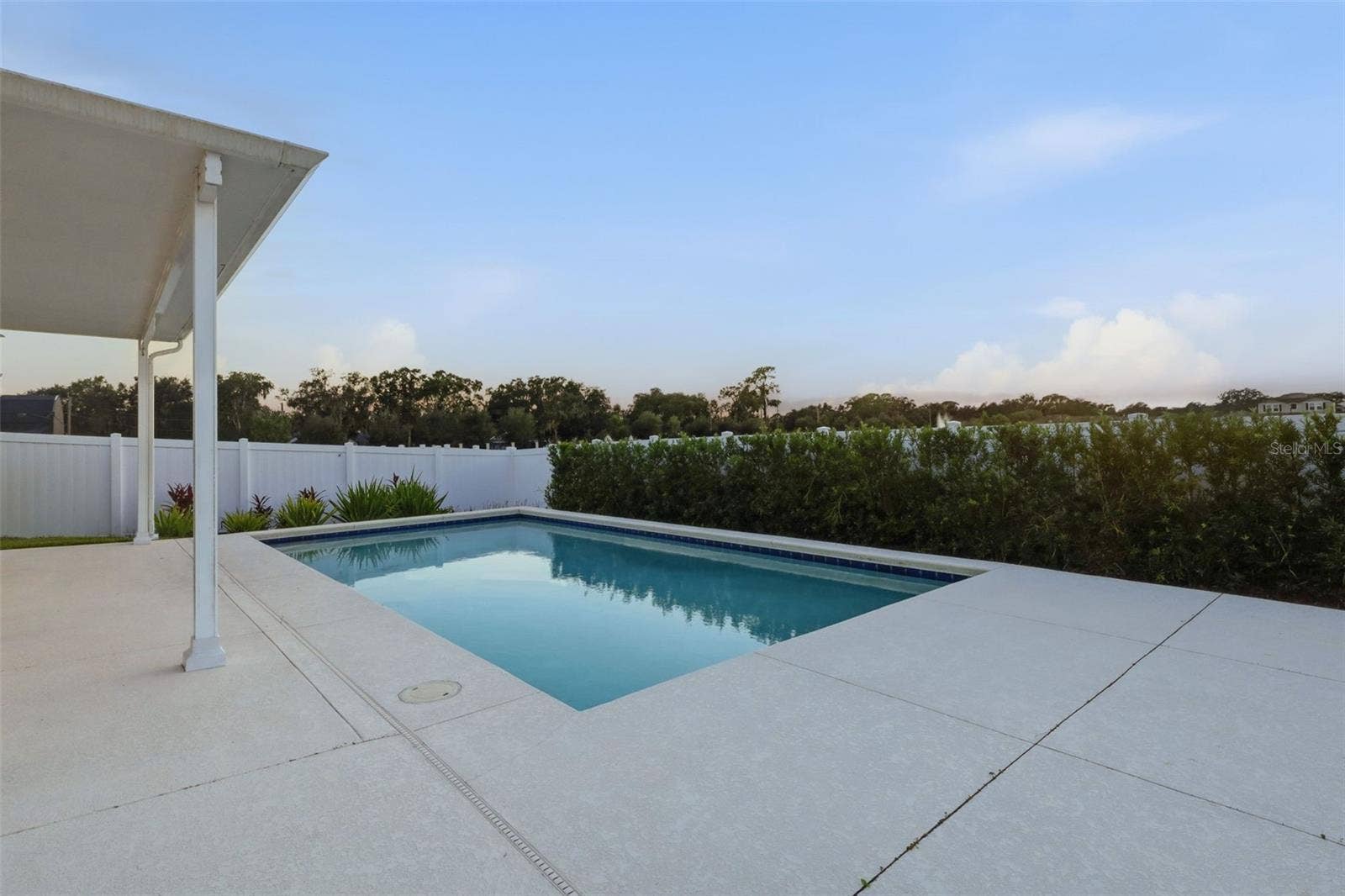 4010 SAPSUCKER LOOP, Sanford, FL 32773 Pool View