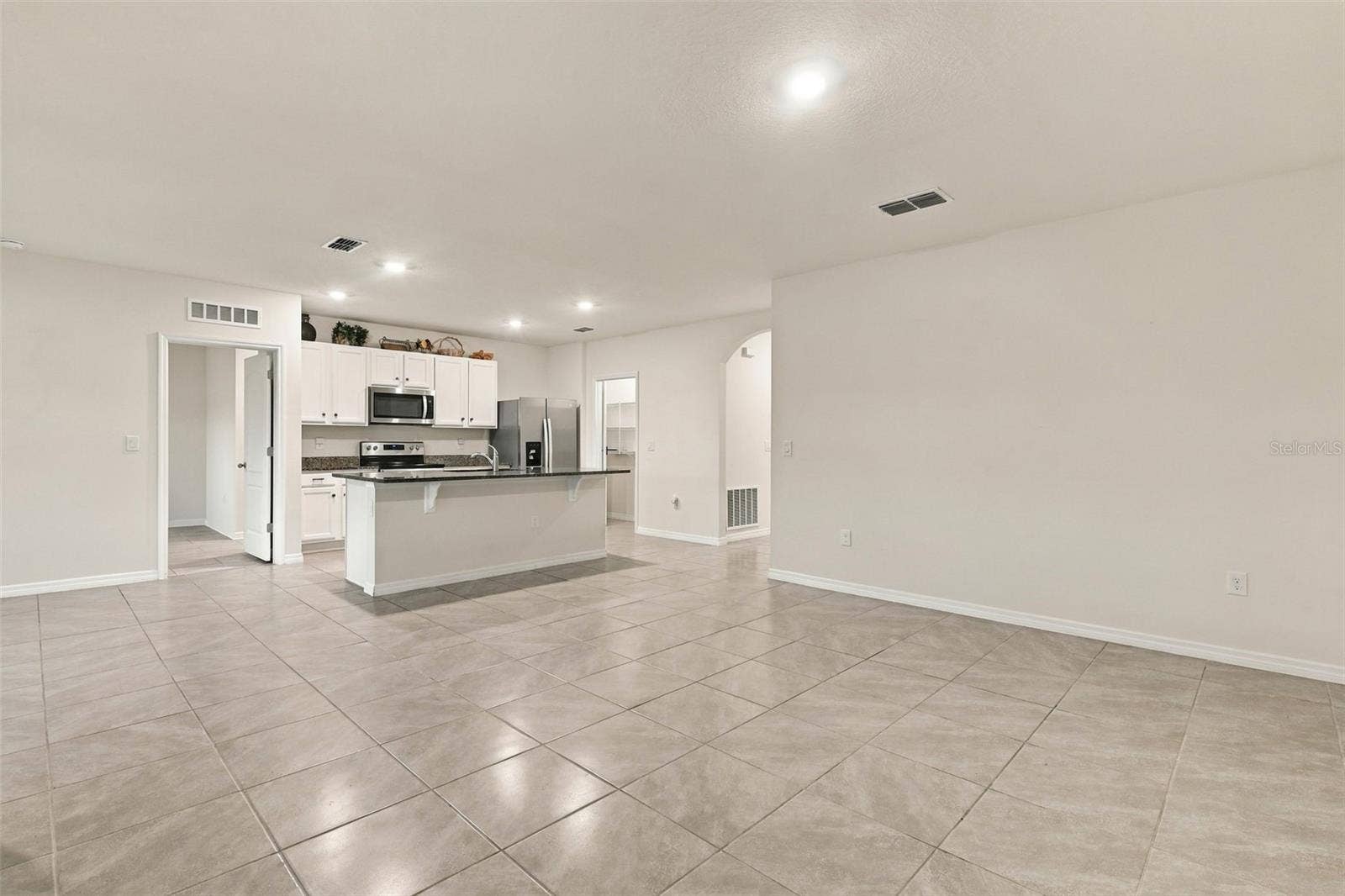 4010 SAPSUCKER LOOP, Sanford, FL 32773 Living Room