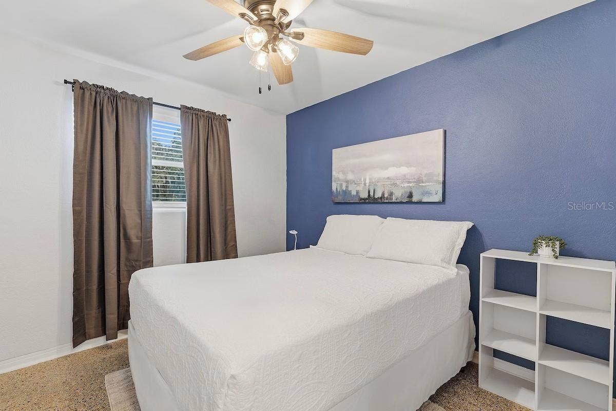 330 SLAYTON AVENUE, South Daytona, FL 32119