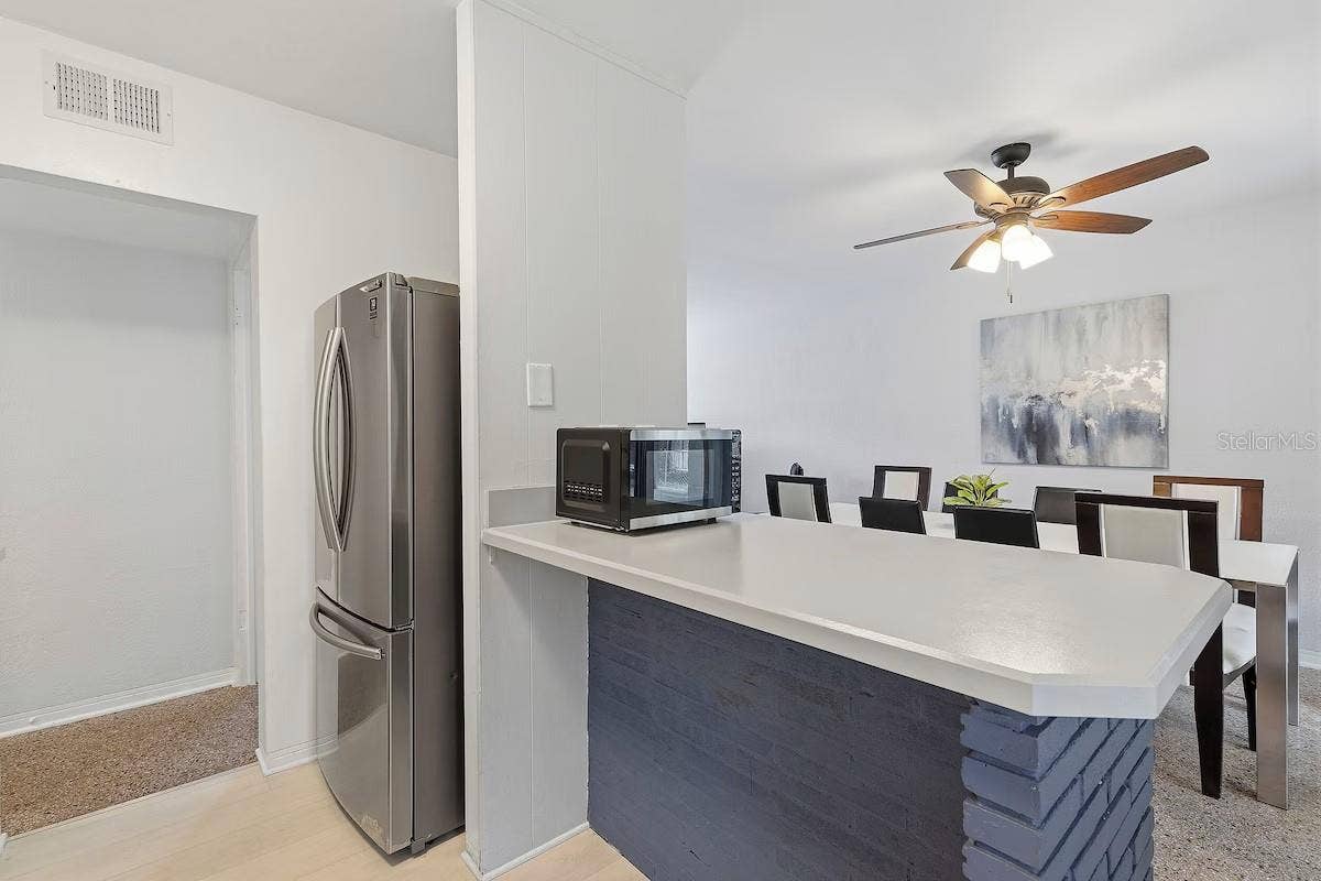 330 SLAYTON AVENUE, South Daytona, FL 32119
