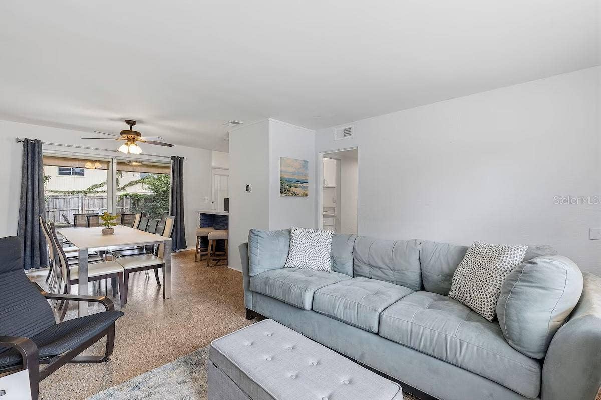 330 SLAYTON AVENUE, South Daytona, FL 32119