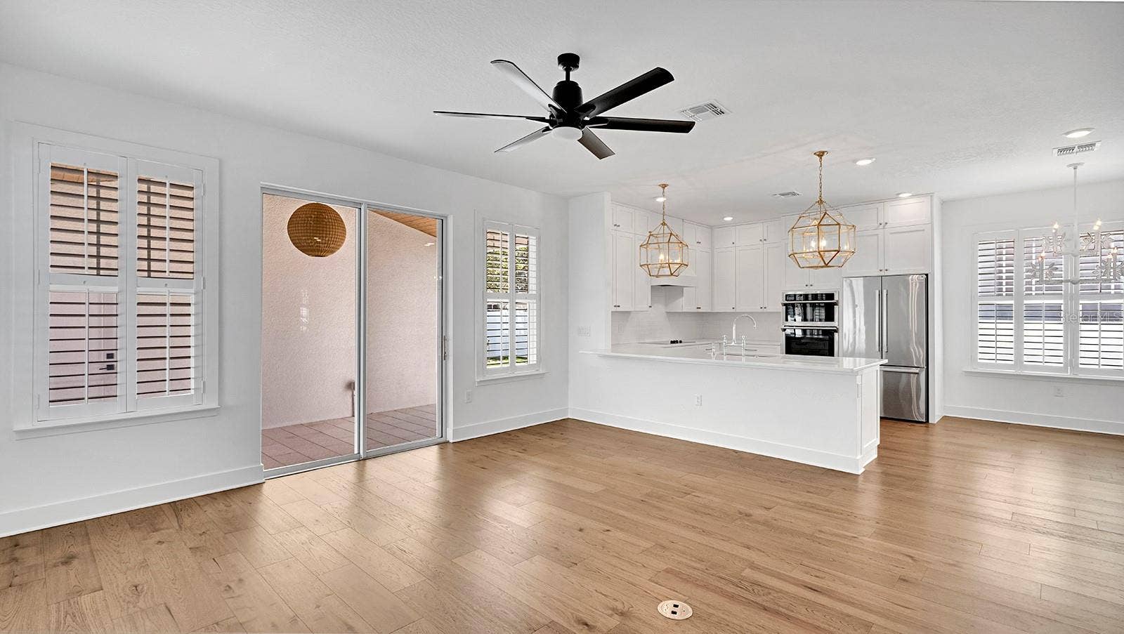 800 W HARVARD STREET, Orlando, FL 32804 Family Room/Kitchen