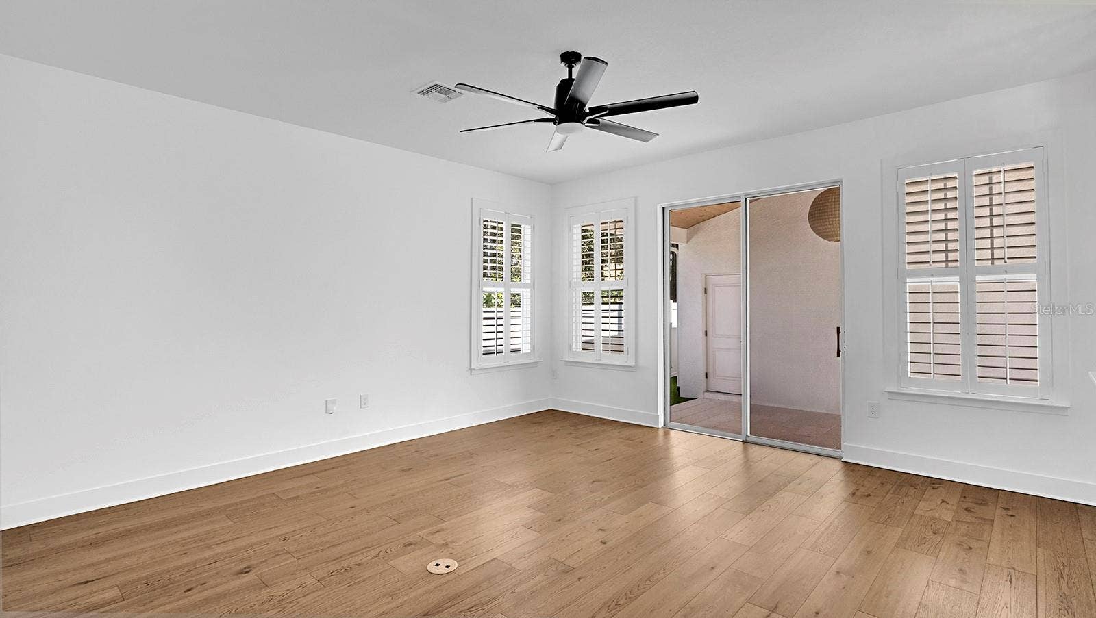 800 W HARVARD STREET, Orlando, FL 32804 Family Room