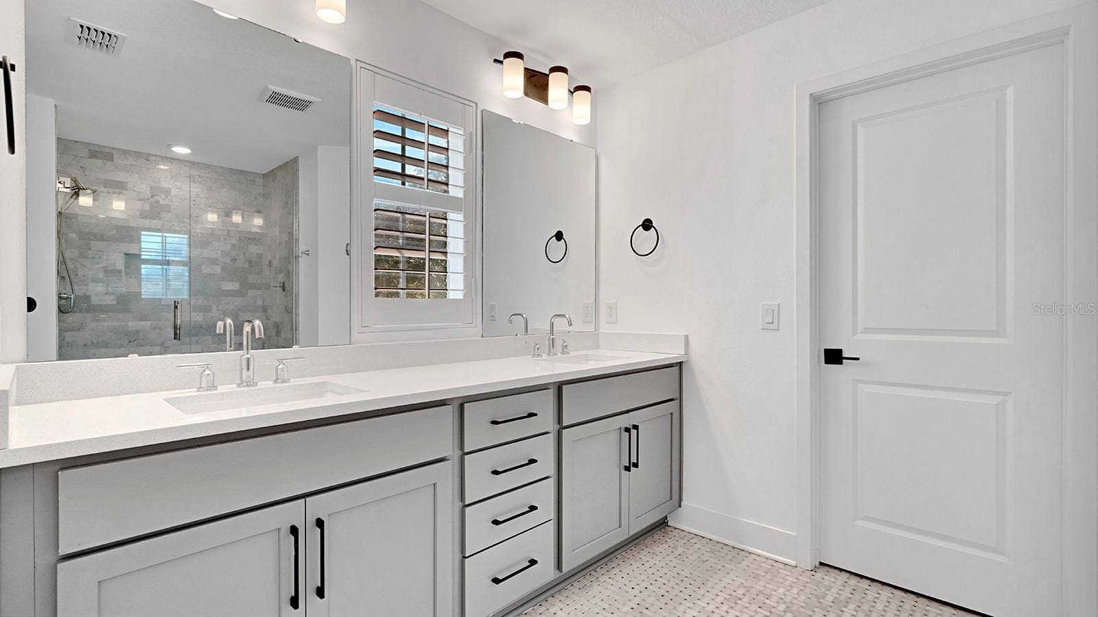 800 W HARVARD STREET, Orlando, FL 32804 Primary Bath