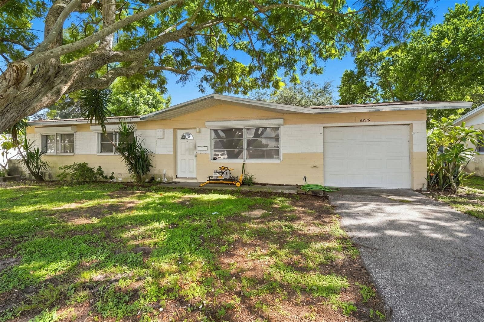 6226 42ND AVENUE N, St Petersburg, FL 33709 6226 42ND AVENUE N, St Petersburg, FL 33709