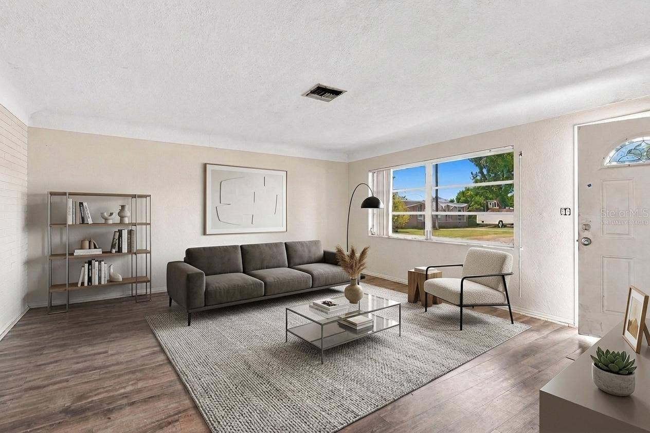 6226 42ND AVENUE N, St Petersburg, FL 33709 Virtually staged