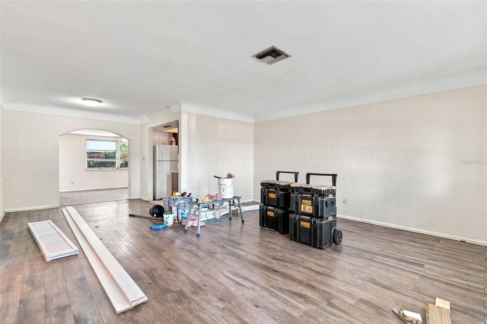 6226 42ND AVENUE N, St Petersburg, FL 33709 6226 42ND AVENUE N, St Petersburg, FL 33709