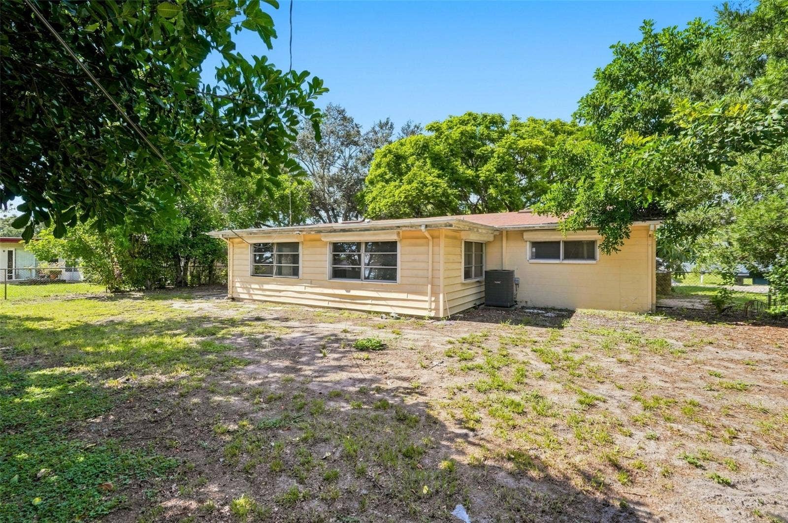 6226 42ND AVENUE N, St Petersburg, FL 33709 6226 42ND AVENUE N, St Petersburg, FL 33709