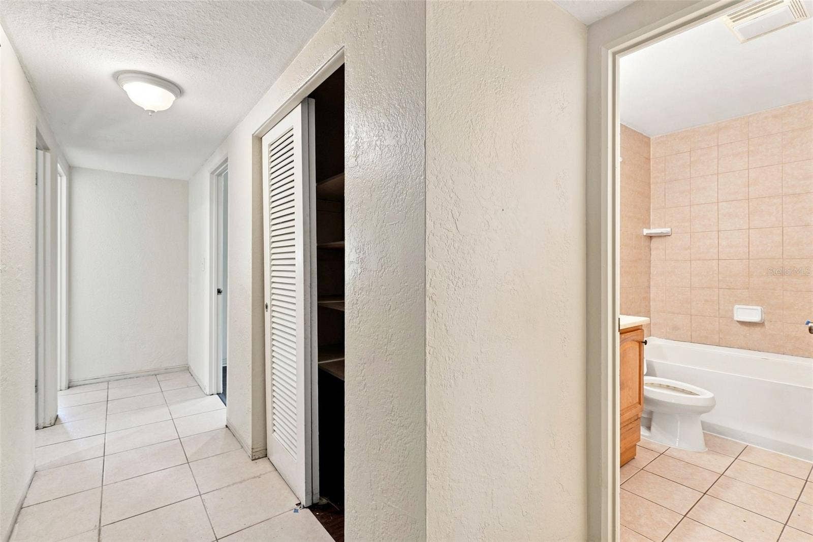 6226 42ND AVENUE N, St Petersburg, FL 33709 6226 42ND AVENUE N, St Petersburg, FL 33709