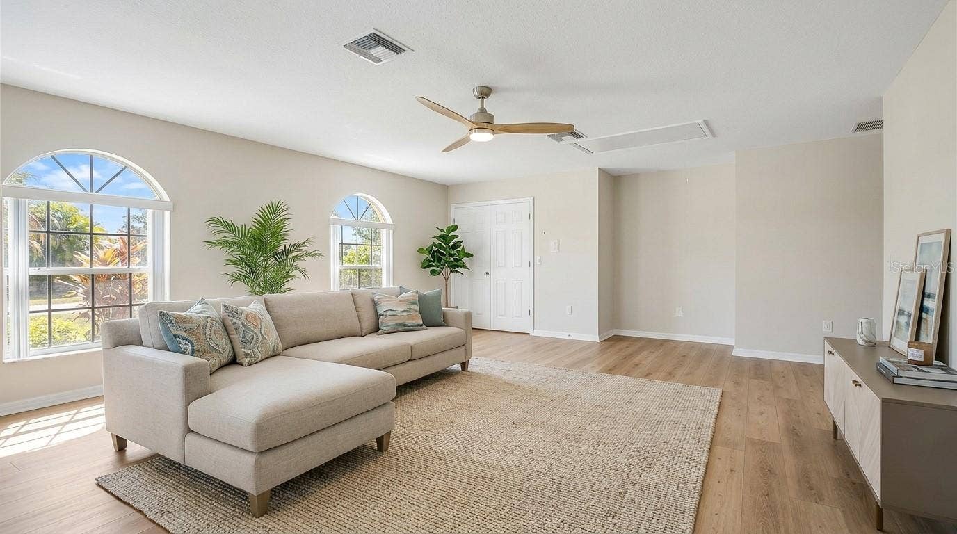 Bonus room perfect for entertaining guests