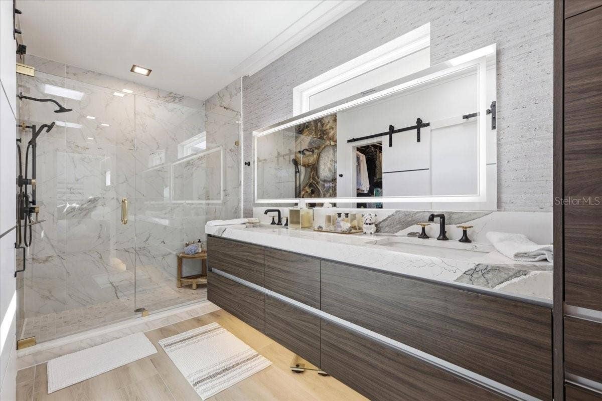 8953 CHARLESTON PARK, #18, Orlando, FL 32819 8953 CHARLESTON PARK, #18, Orlando, FL 32819