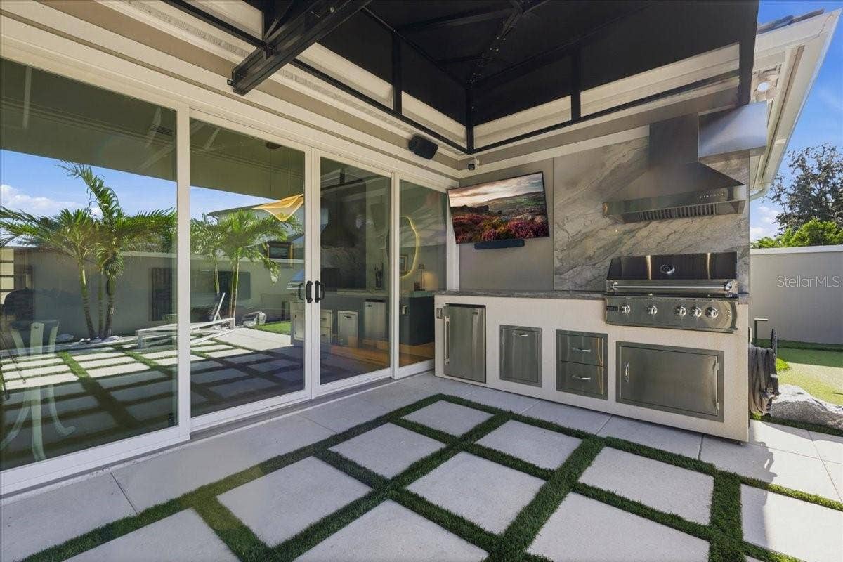 8953 CHARLESTON PARK, #18, Orlando, FL 32819 8953 CHARLESTON PARK, #18, Orlando, FL 32819